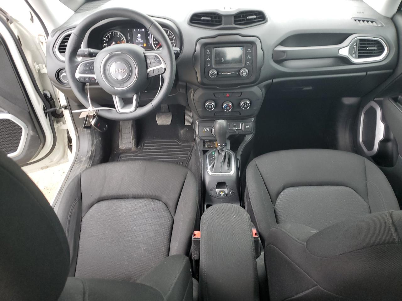 2019 Jeep Renegade - Image 8