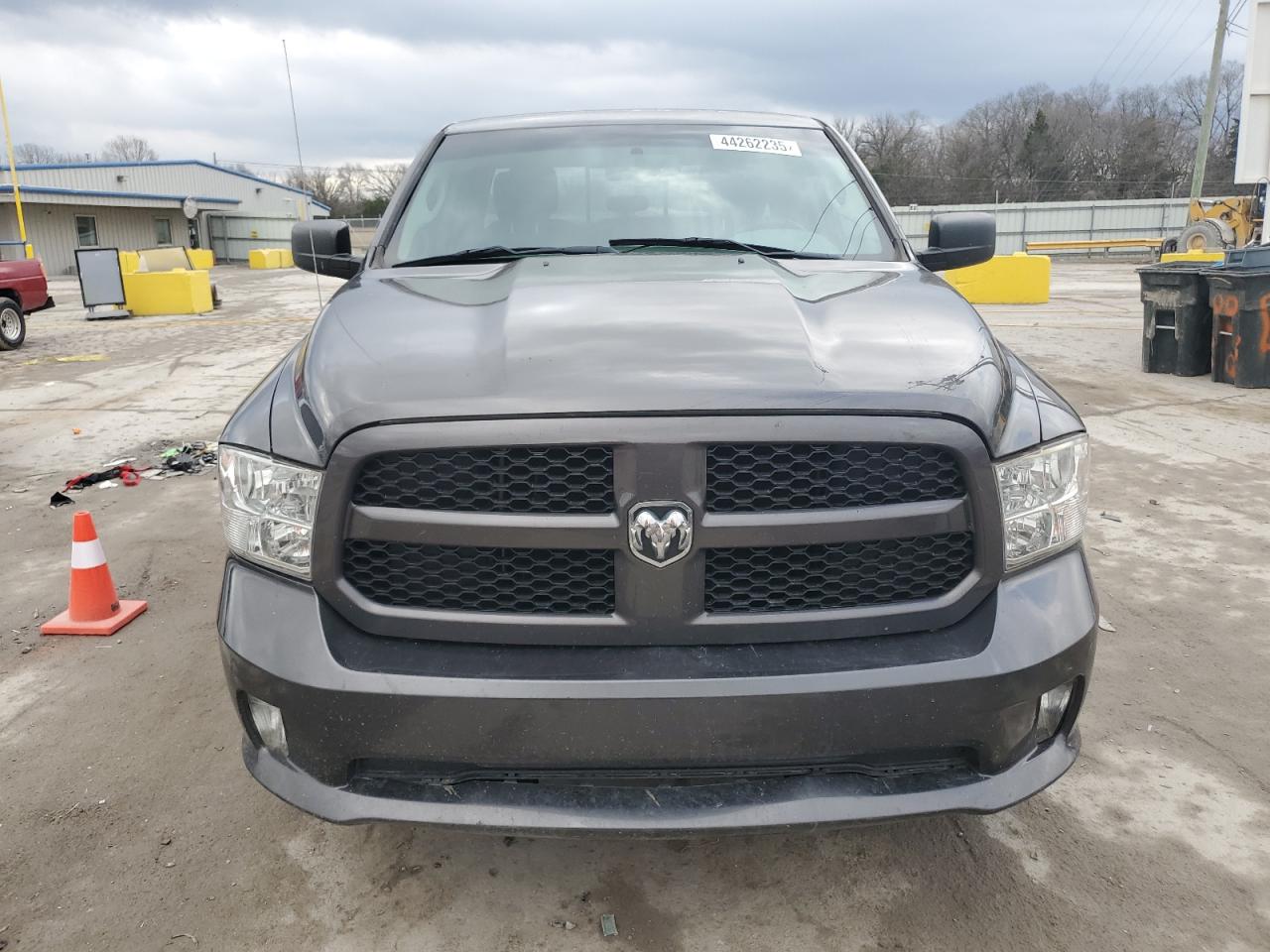 2018 RAM 1500 - Image 5