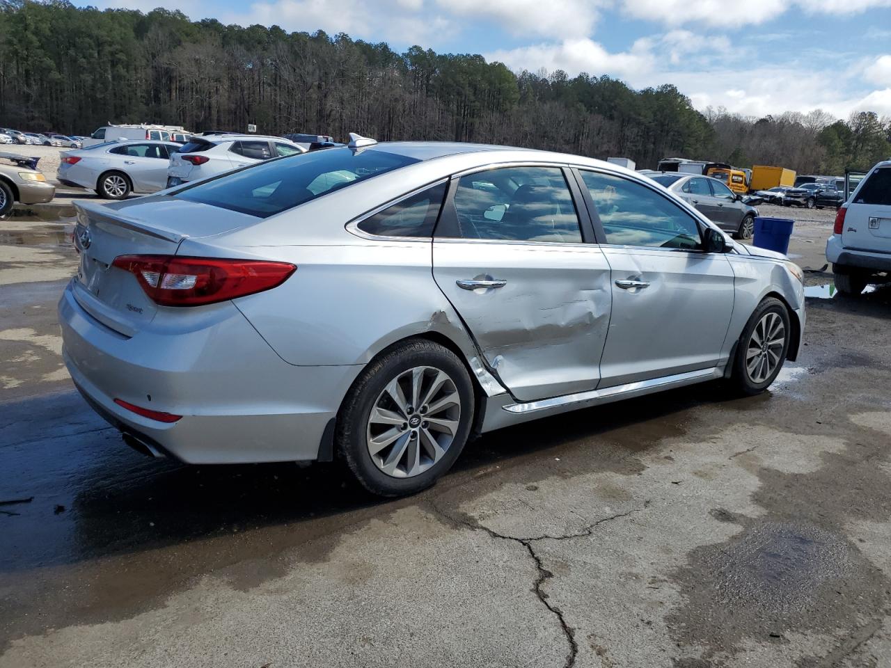 2017 Hyundai Sonata - Image 3