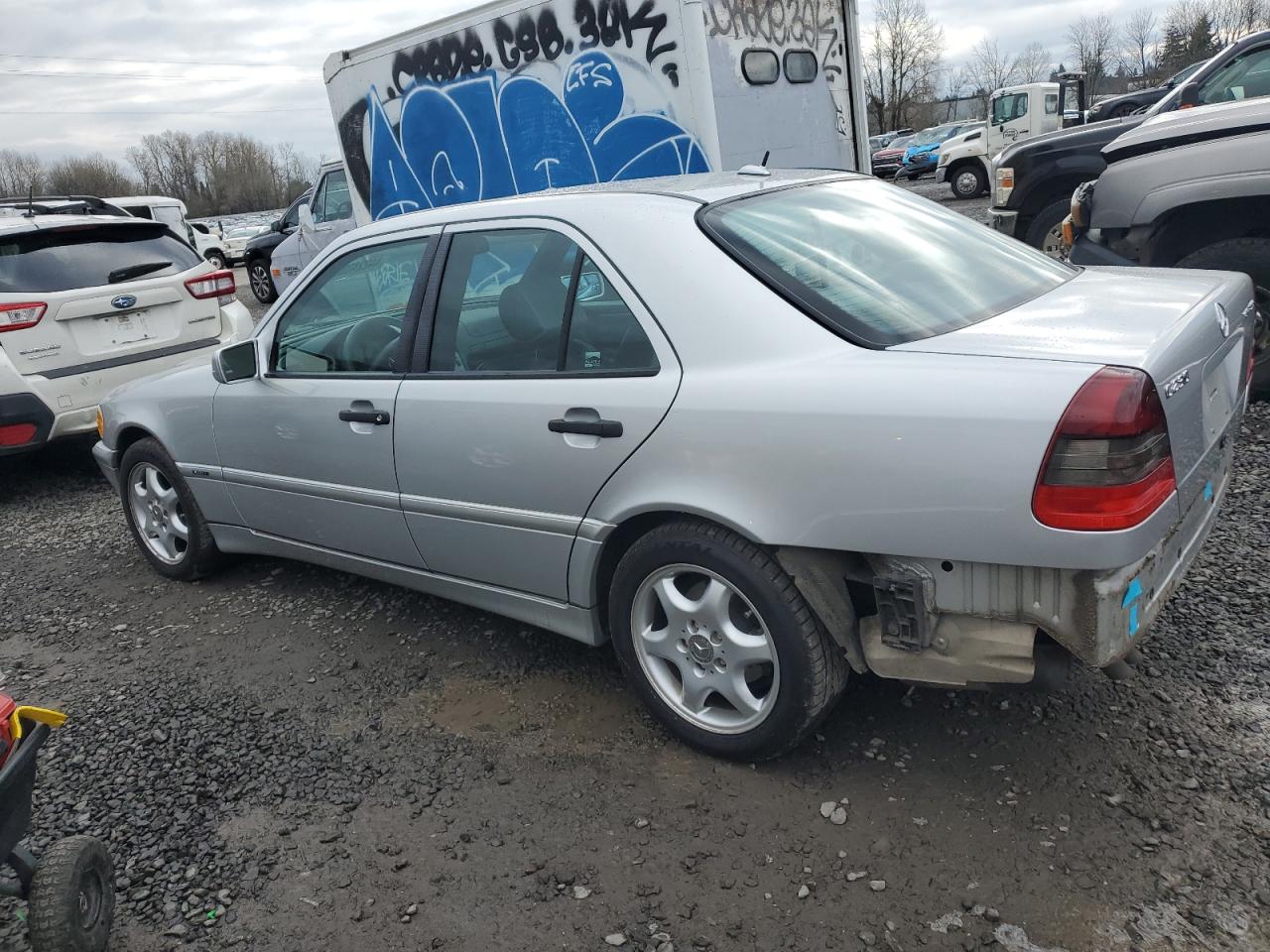 2000 Mercedes-Benz C-klasse - Image 2