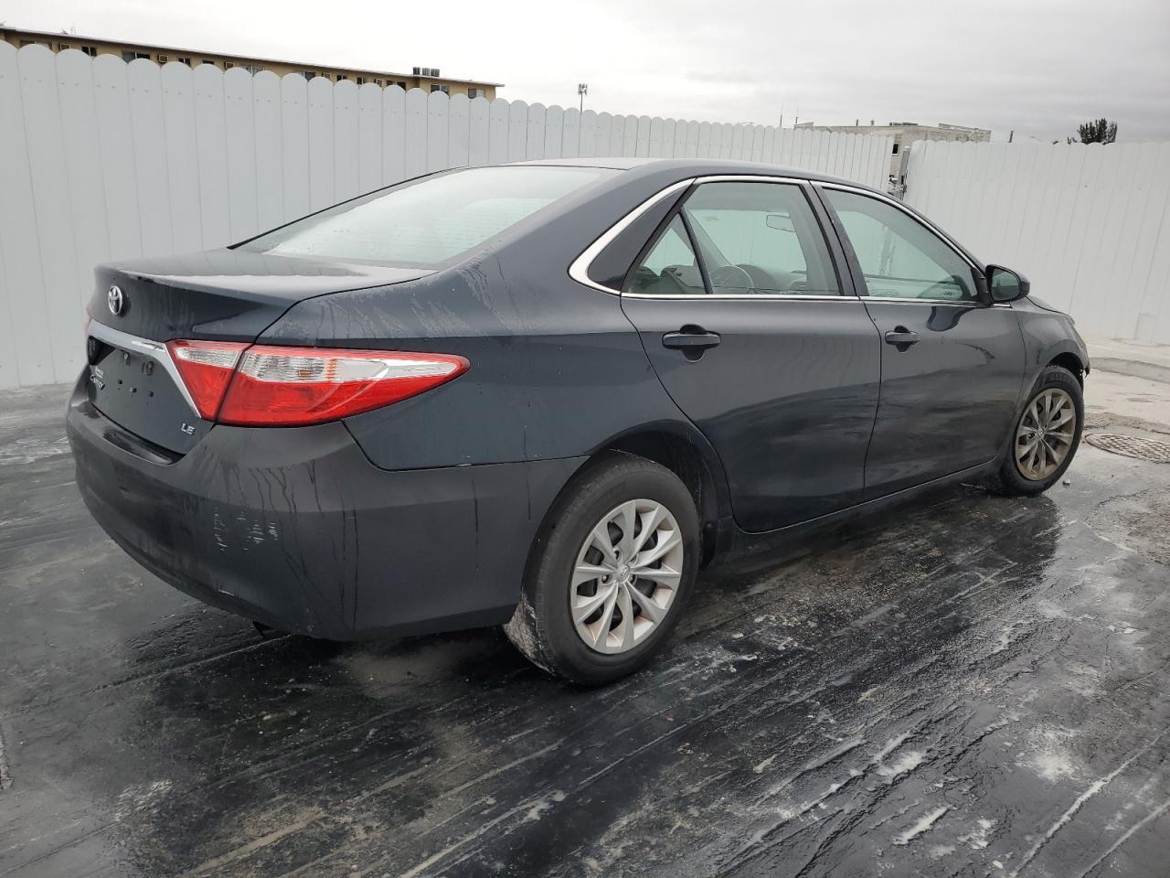 2016 Toyota Camry - Image 3
