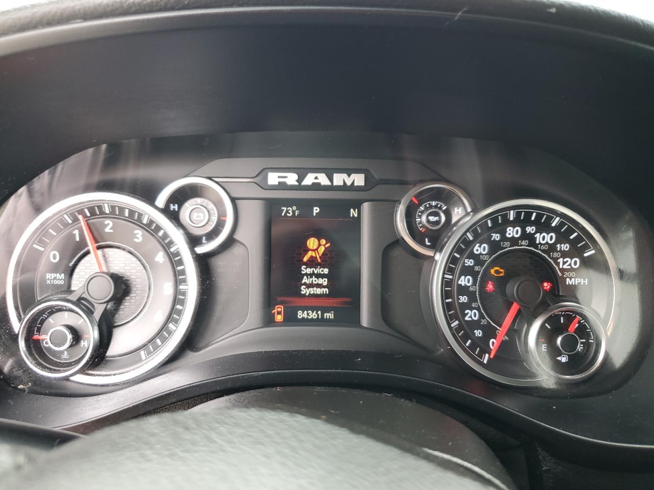 2022 RAM 1500 - Image 9