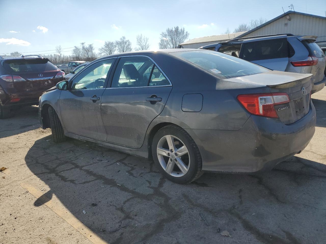 2014 Toyota Camry - Image 2