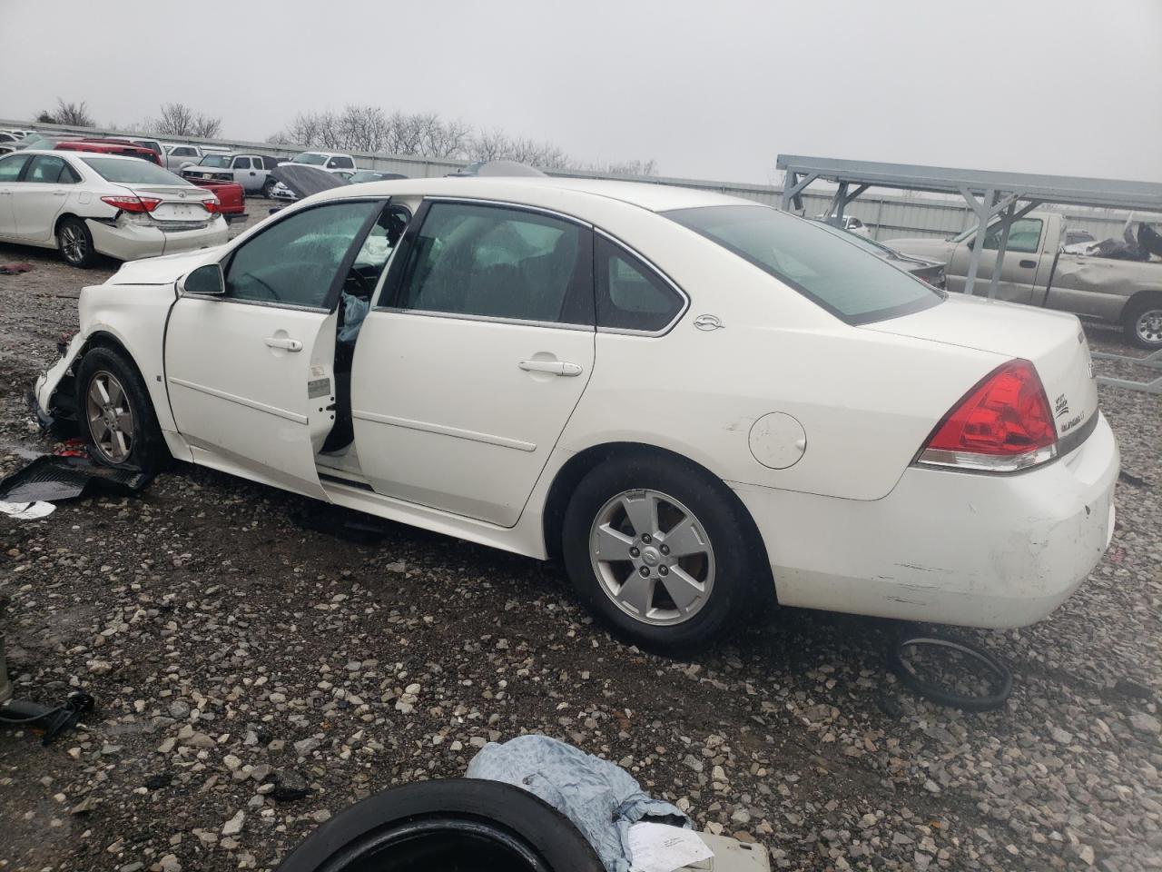 2009 Chevrolet Impala - Image 2