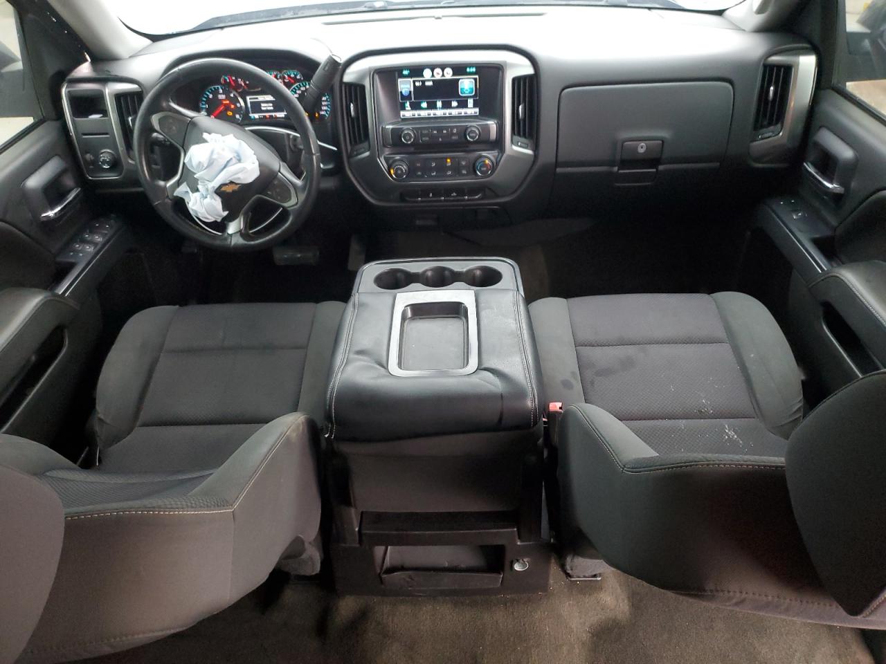 2015 Chevrolet Silverado - Image 8