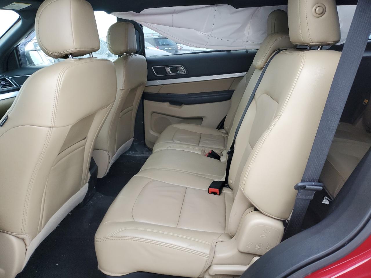 2017 Ford Explorer - Image 11