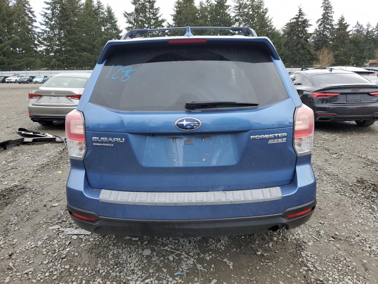 2017 Subaru Forester - Image 6