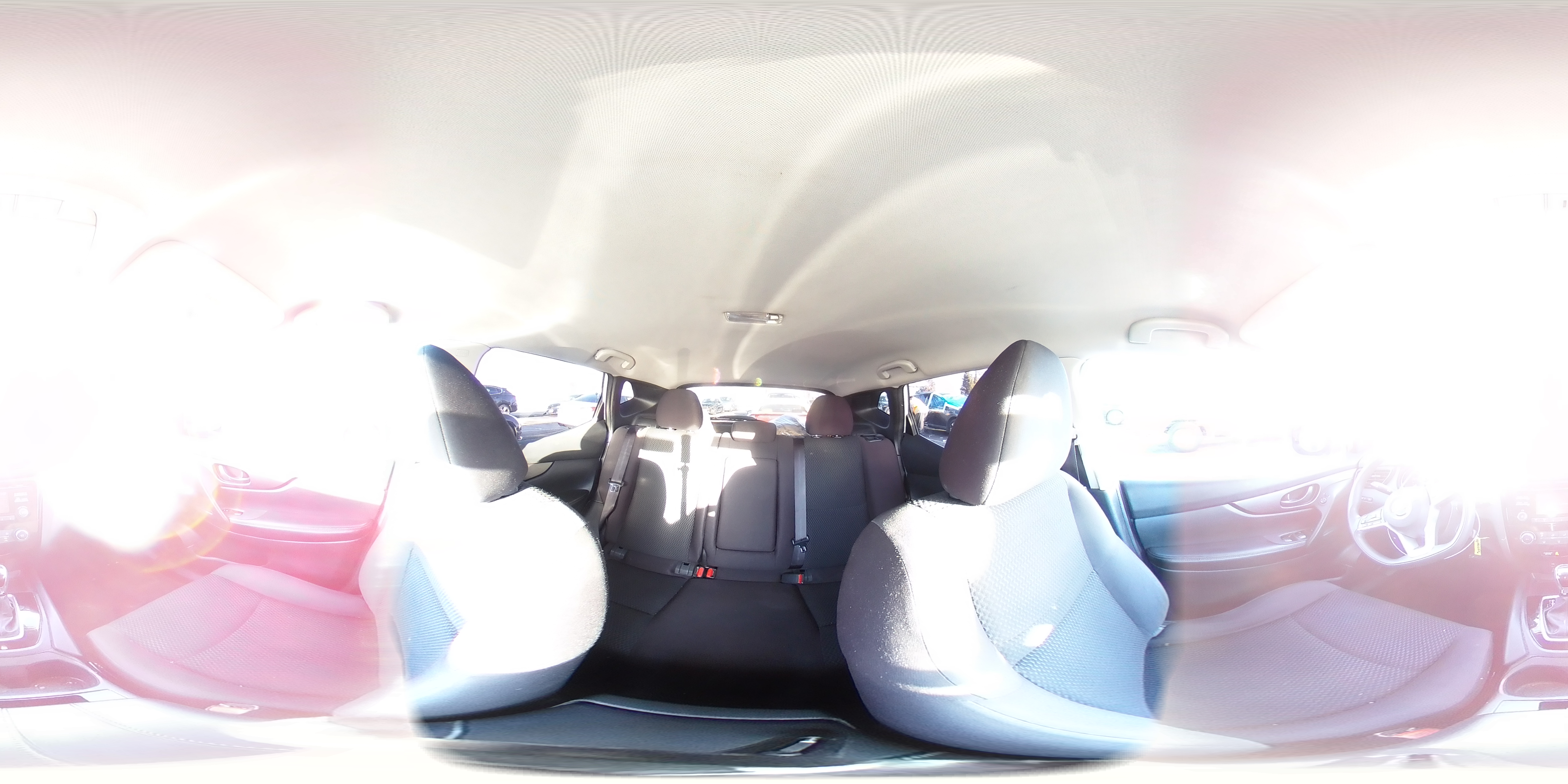 2018 Nissan Rogue - Image 13