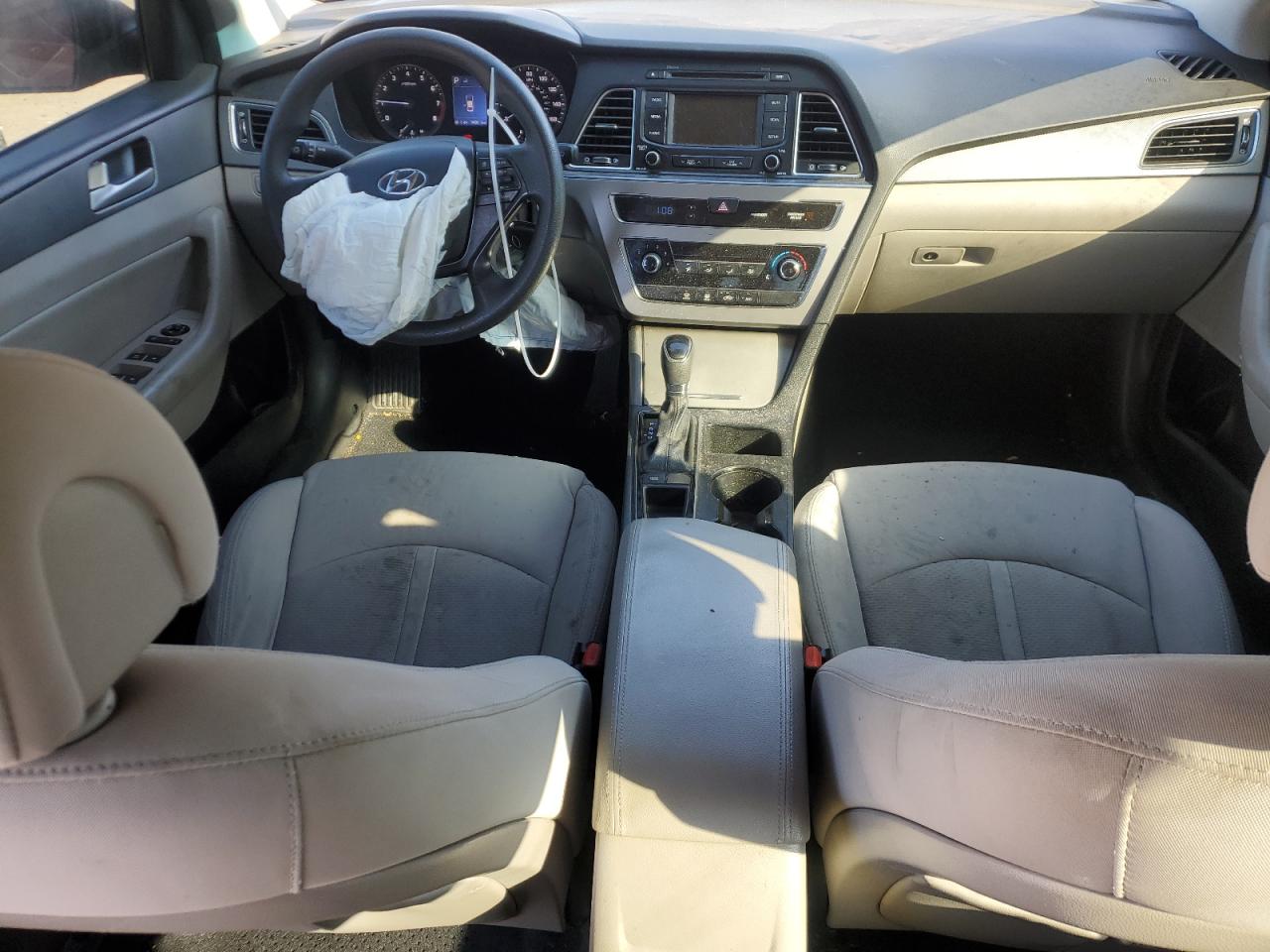 2015 Hyundai Sonata - Image 8
