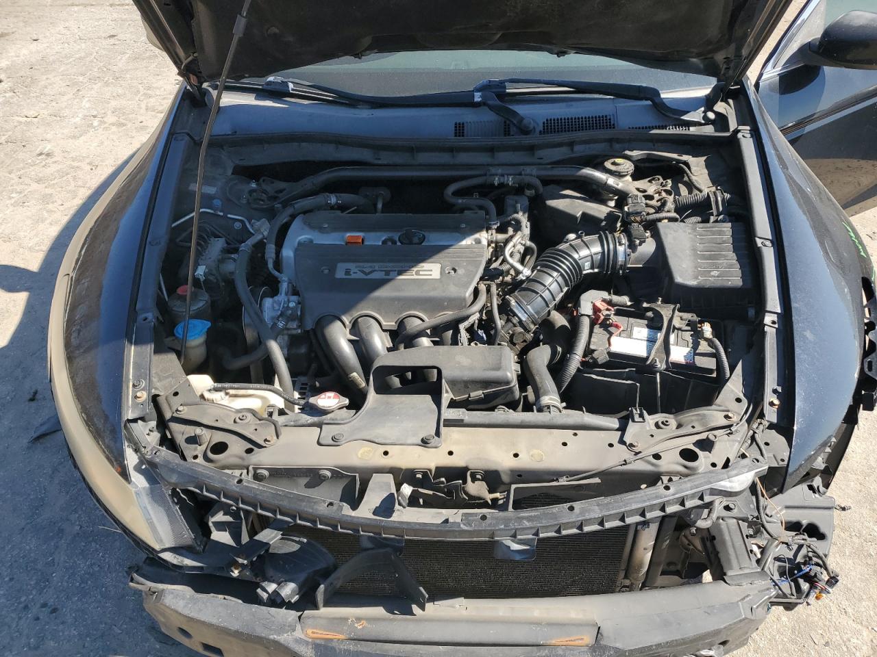 2009 Honda Accord - Image 11