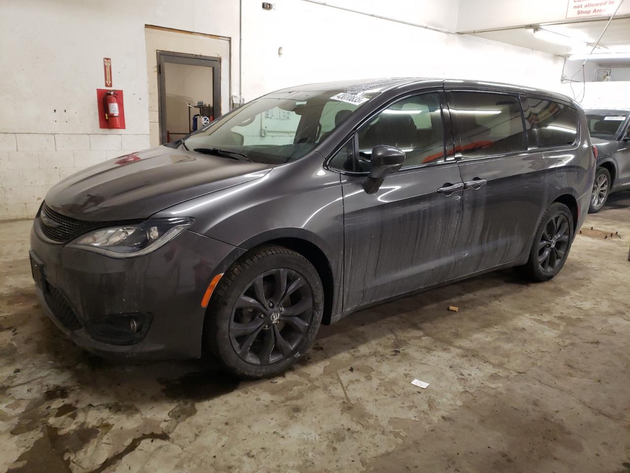 2019 Chrysler Pacifica - Image 1