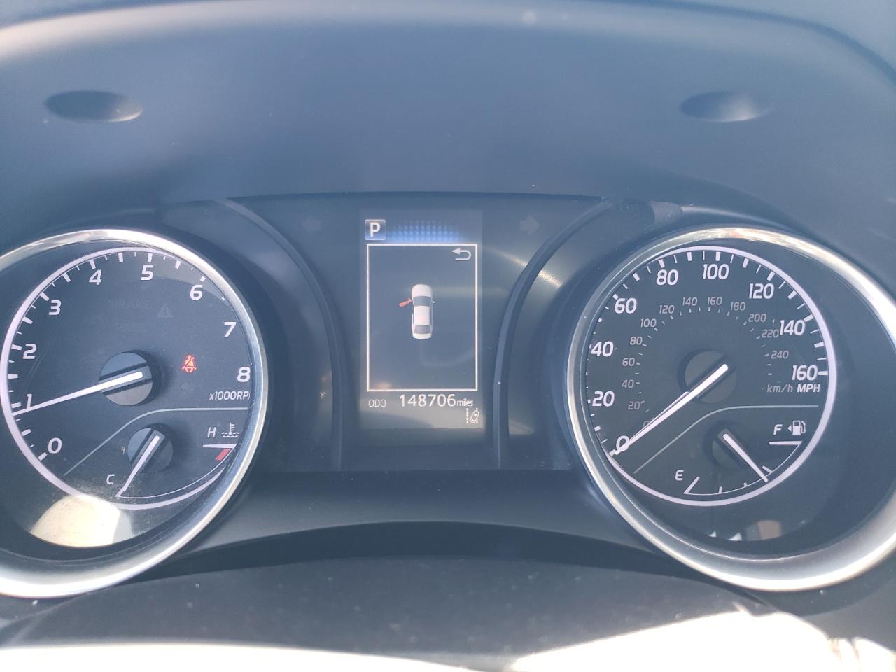 2019 Toyota Camry - Image 9