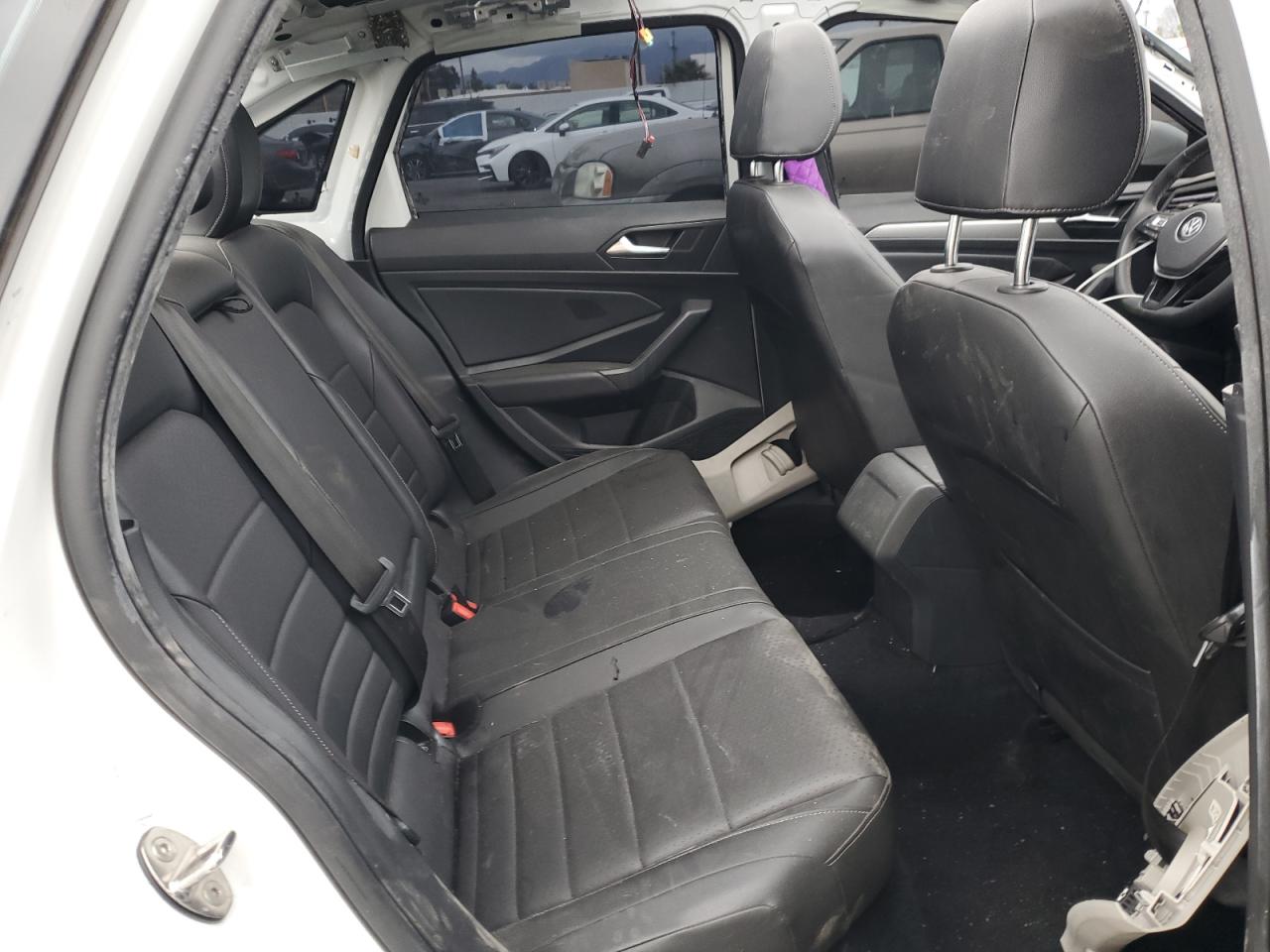 2021 Volkswagen Jetta - Image 10