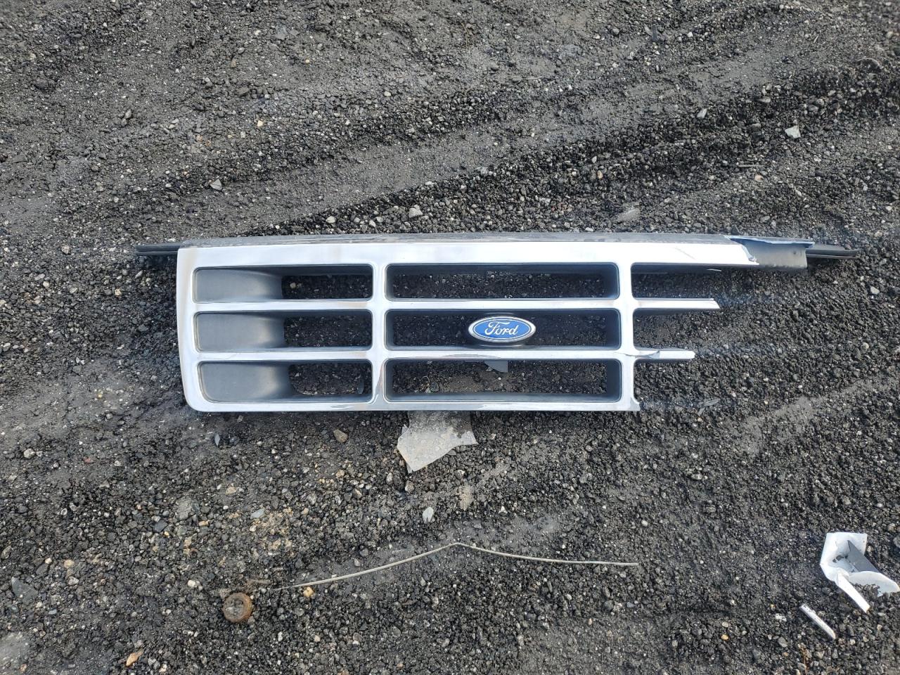 1992 Ford F150 VIN: 2FTEF14N4NCA90026 Lot: 45394035