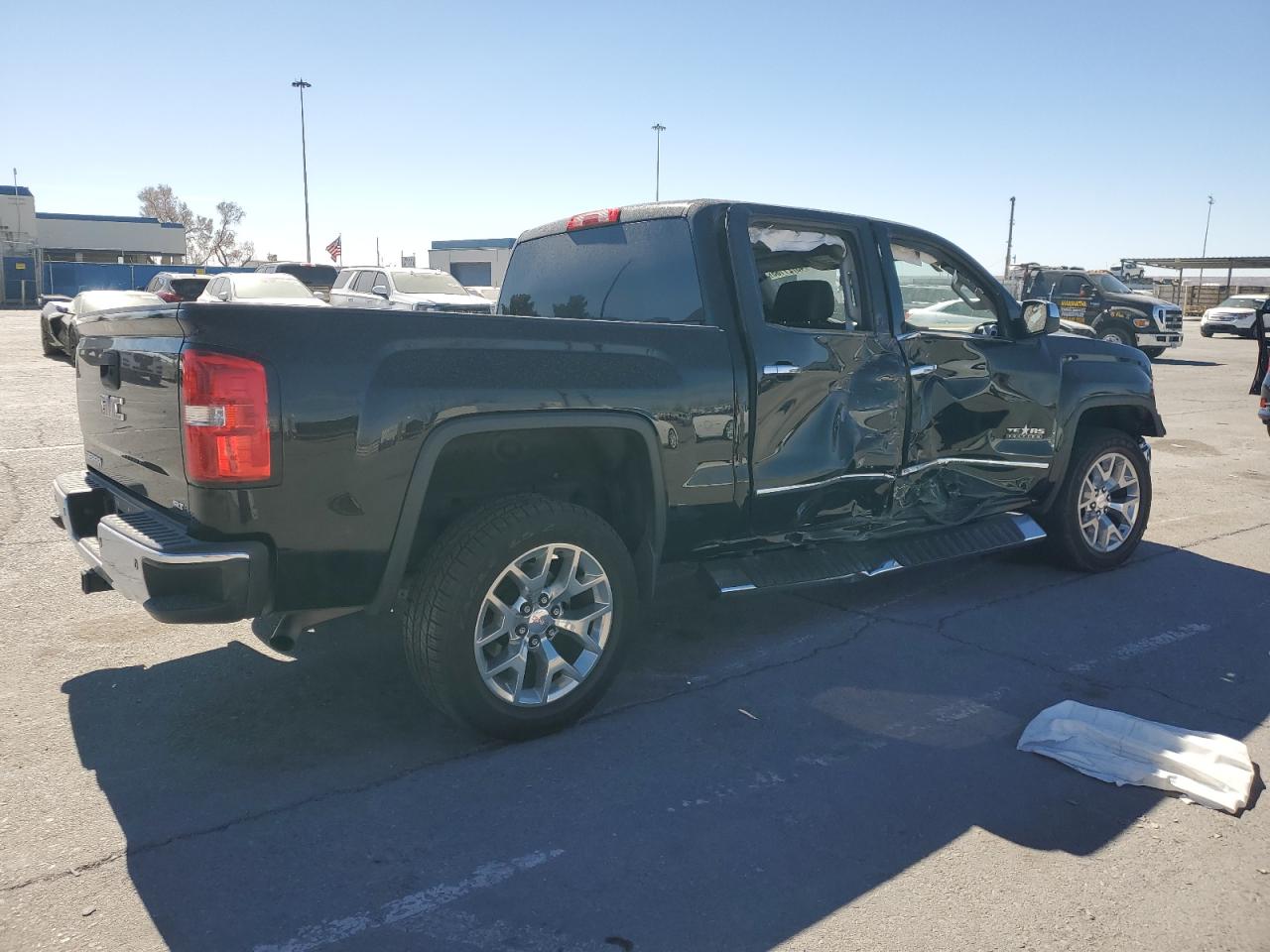 2015 GMC Sierra - Image 3