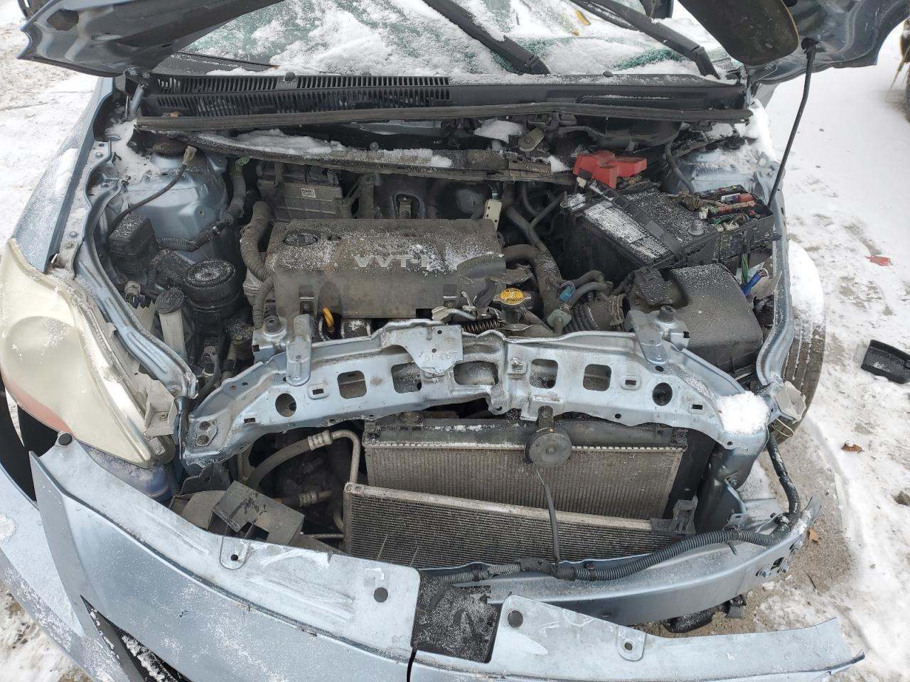 2010 Toyota Yaris - Image 12