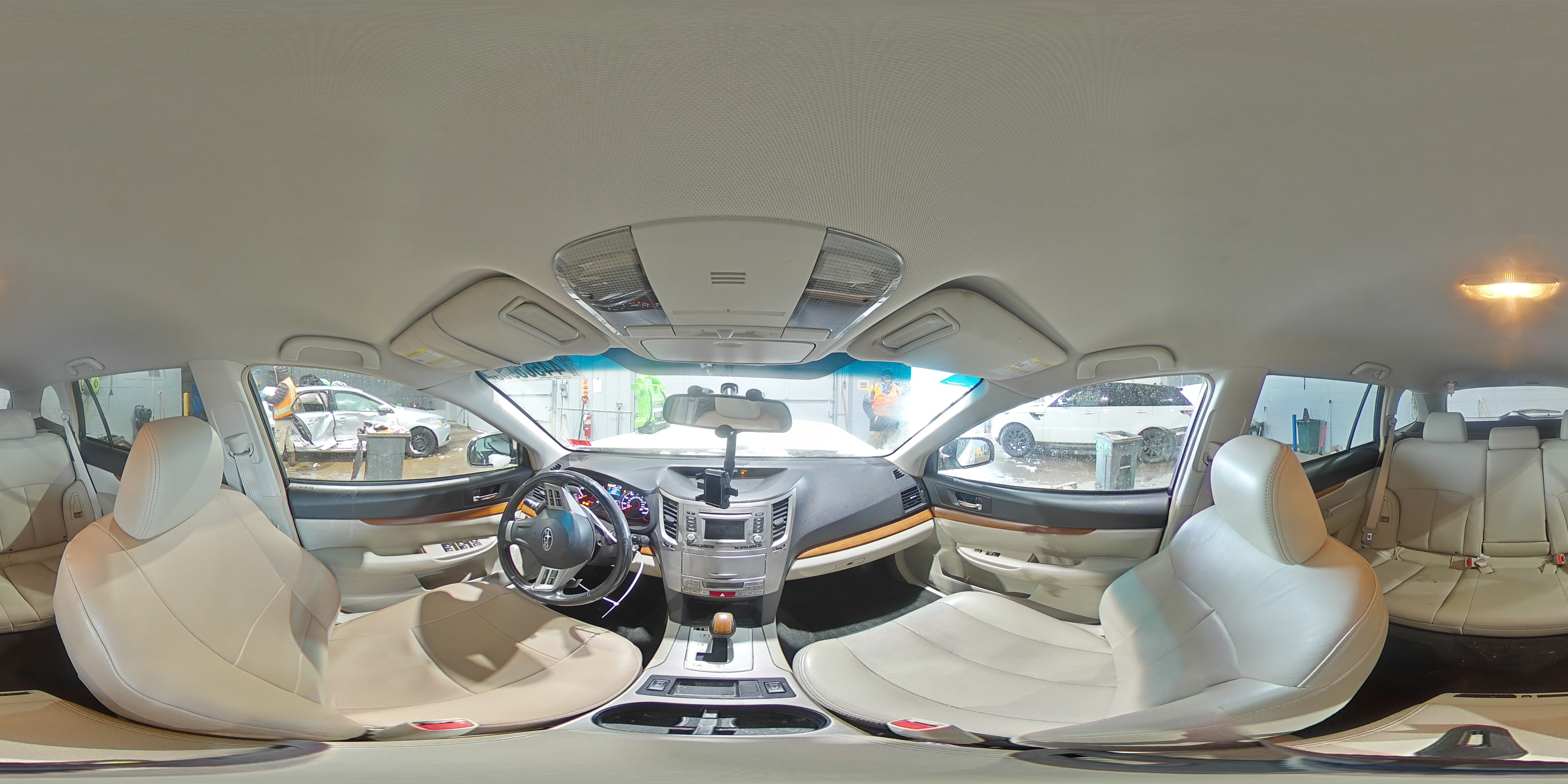 2013 Subaru Outback - Image 16