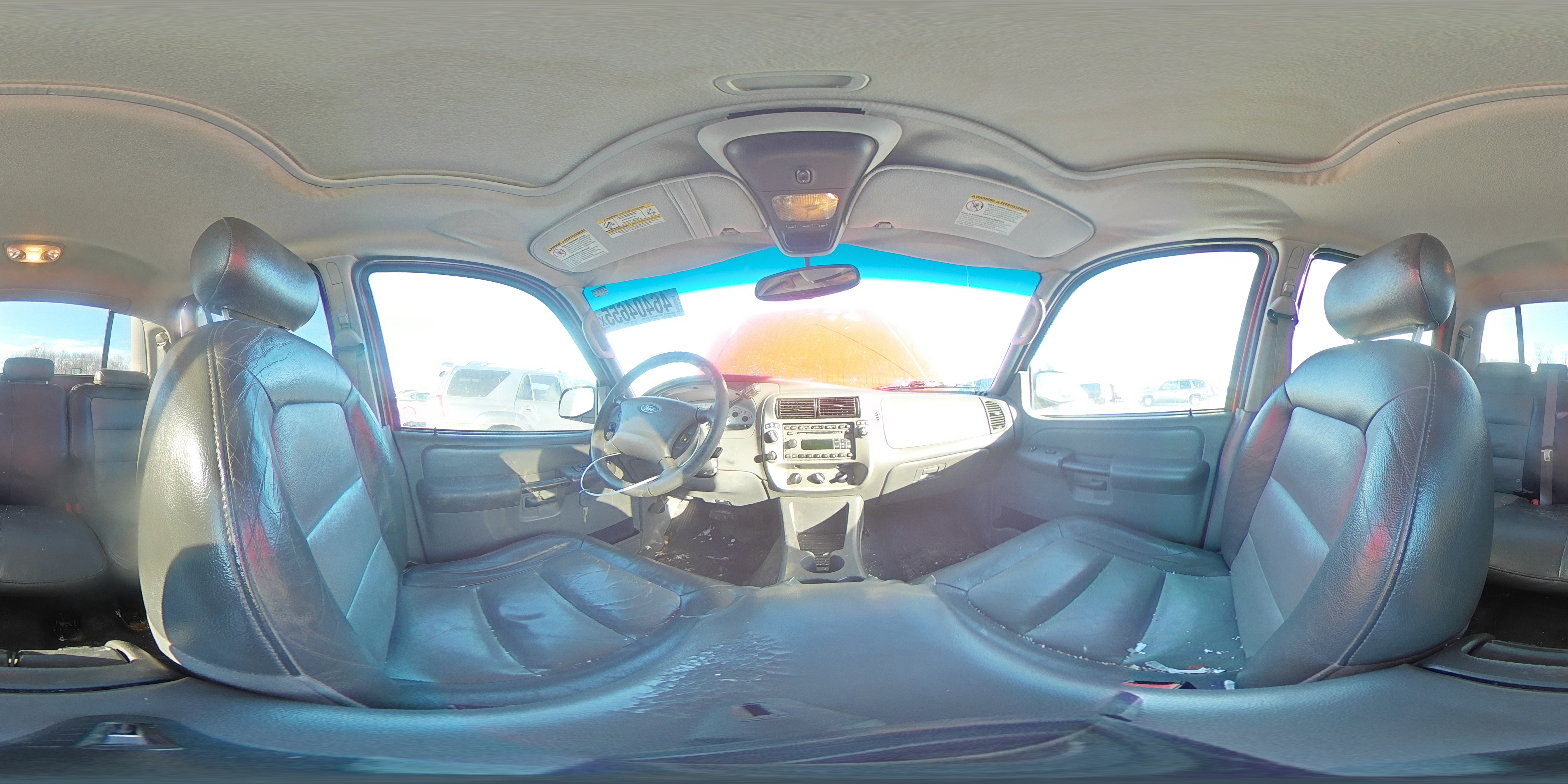 2004 Ford Explorer - Image 13