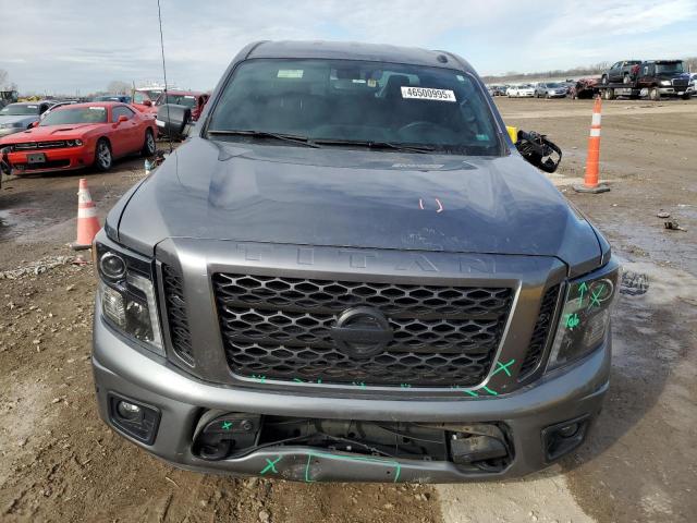  NISSAN TITAN 2018 Серый