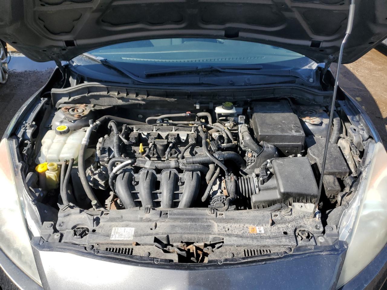 2012 Mazda 3 - Image 11