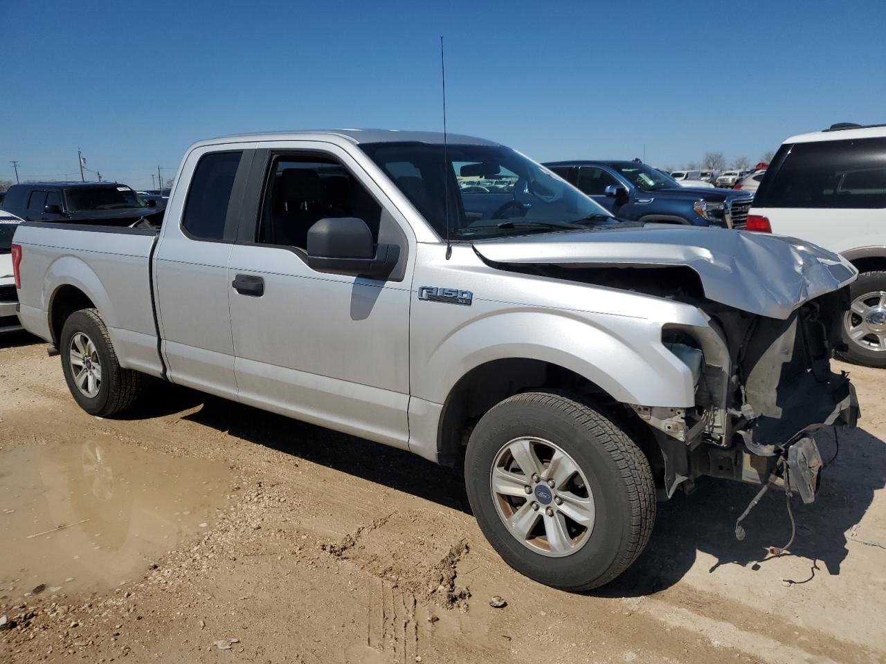 2015 Ford F-150 - Image 4