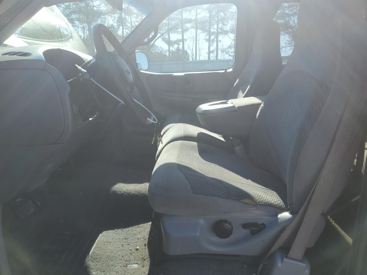 2000 Ford F-150 - Image 7