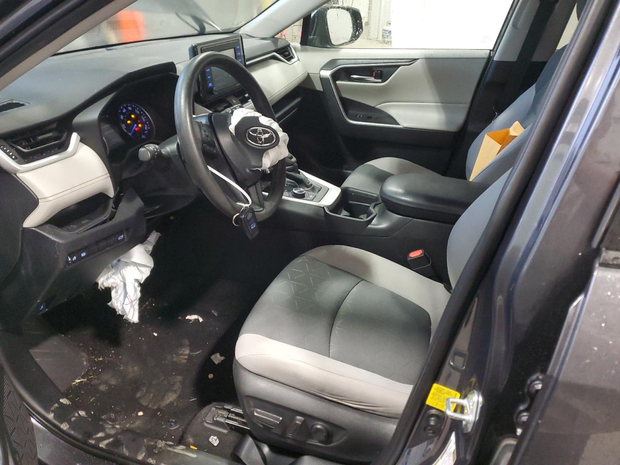2020 Toyota RAV 4 - Image 7
