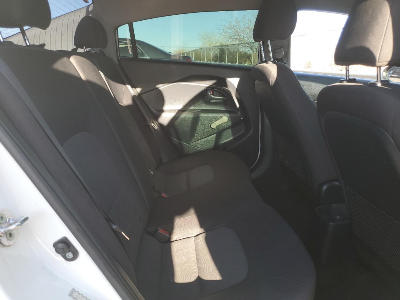 2016 Kia Rio - Image 10