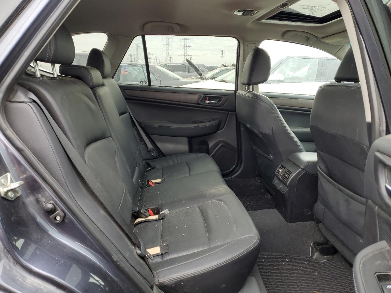 2017 Subaru Outback - Image 10