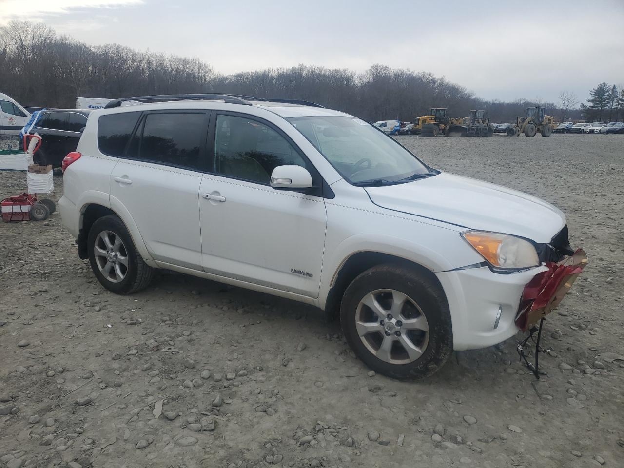 2011 Toyota RAV 4 - Image 4