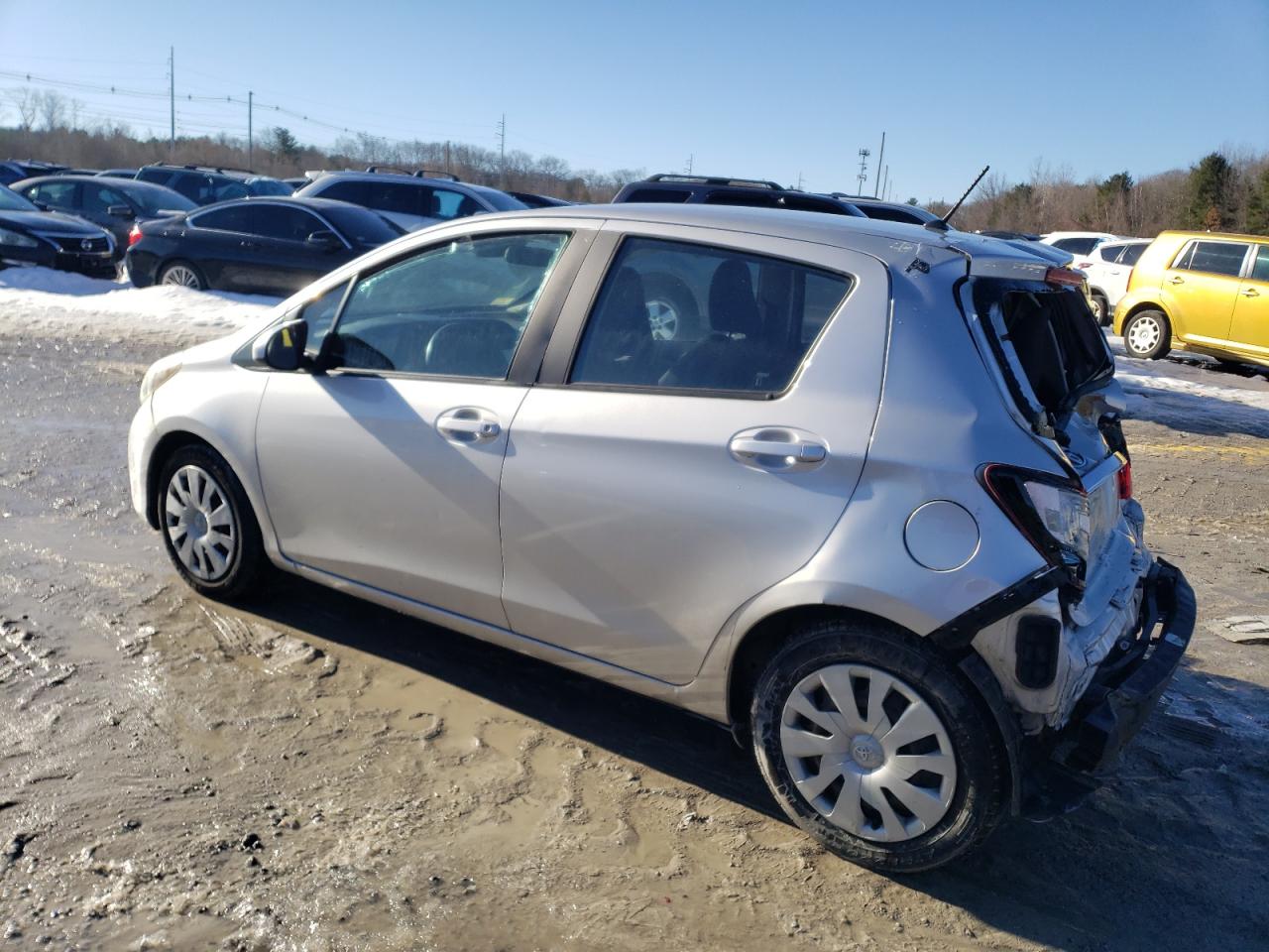 2017 Toyota Yaris - Image 2