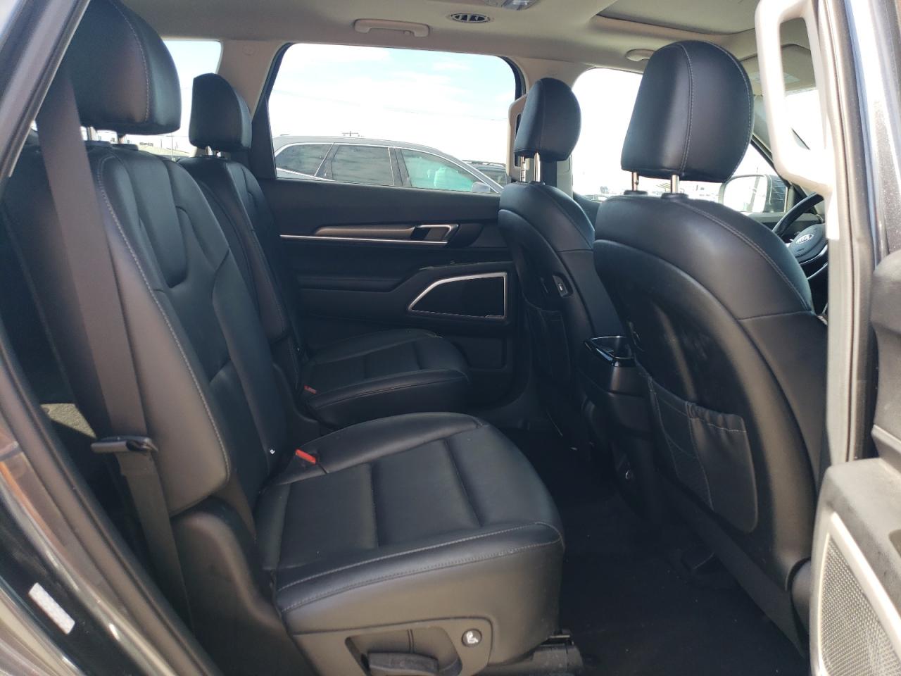 2021 Kia Telluride - Image 11
