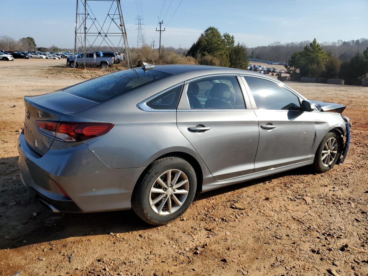 2019 Hyundai Sonata - Image 3
