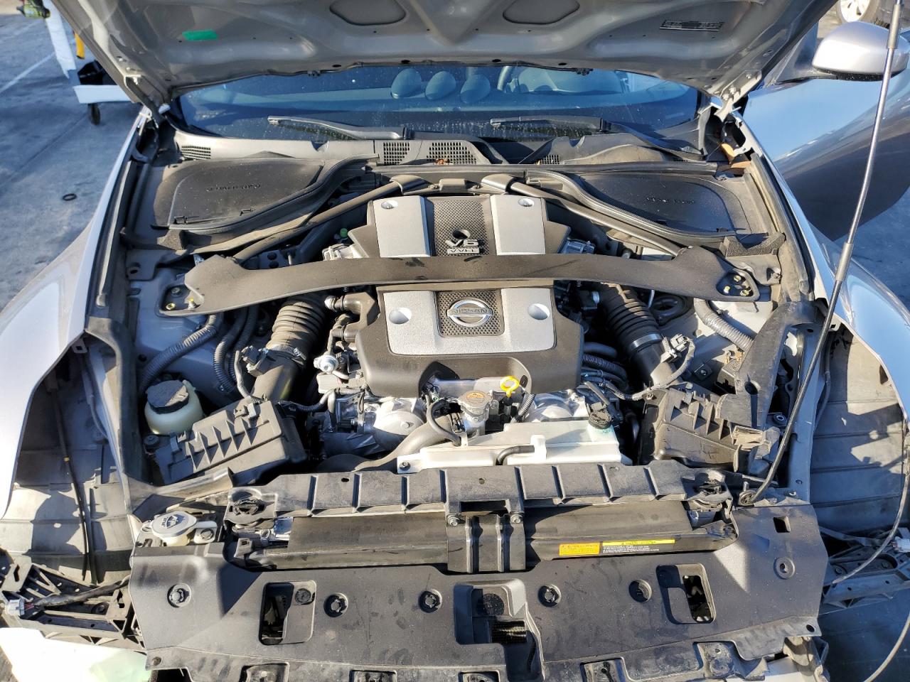 2010 Nissan 370Z - Image 11
