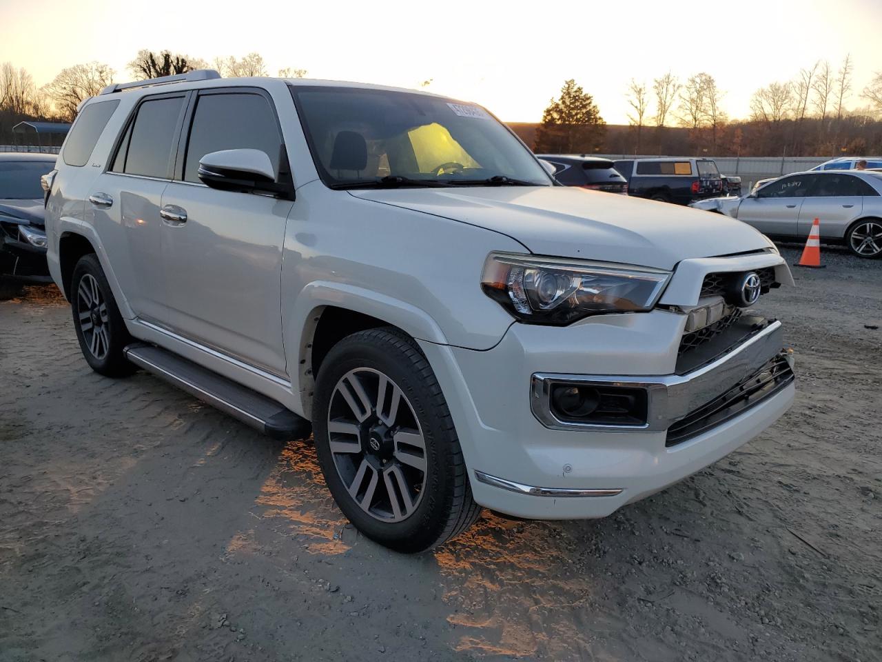 2014 Toyota 4Runner - Image 4
