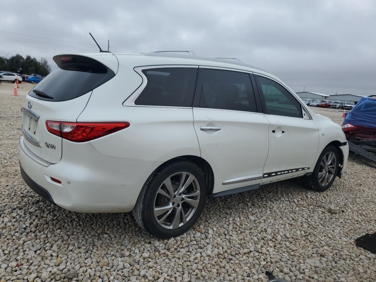 2015 Infiniti QX60 - Image 3
