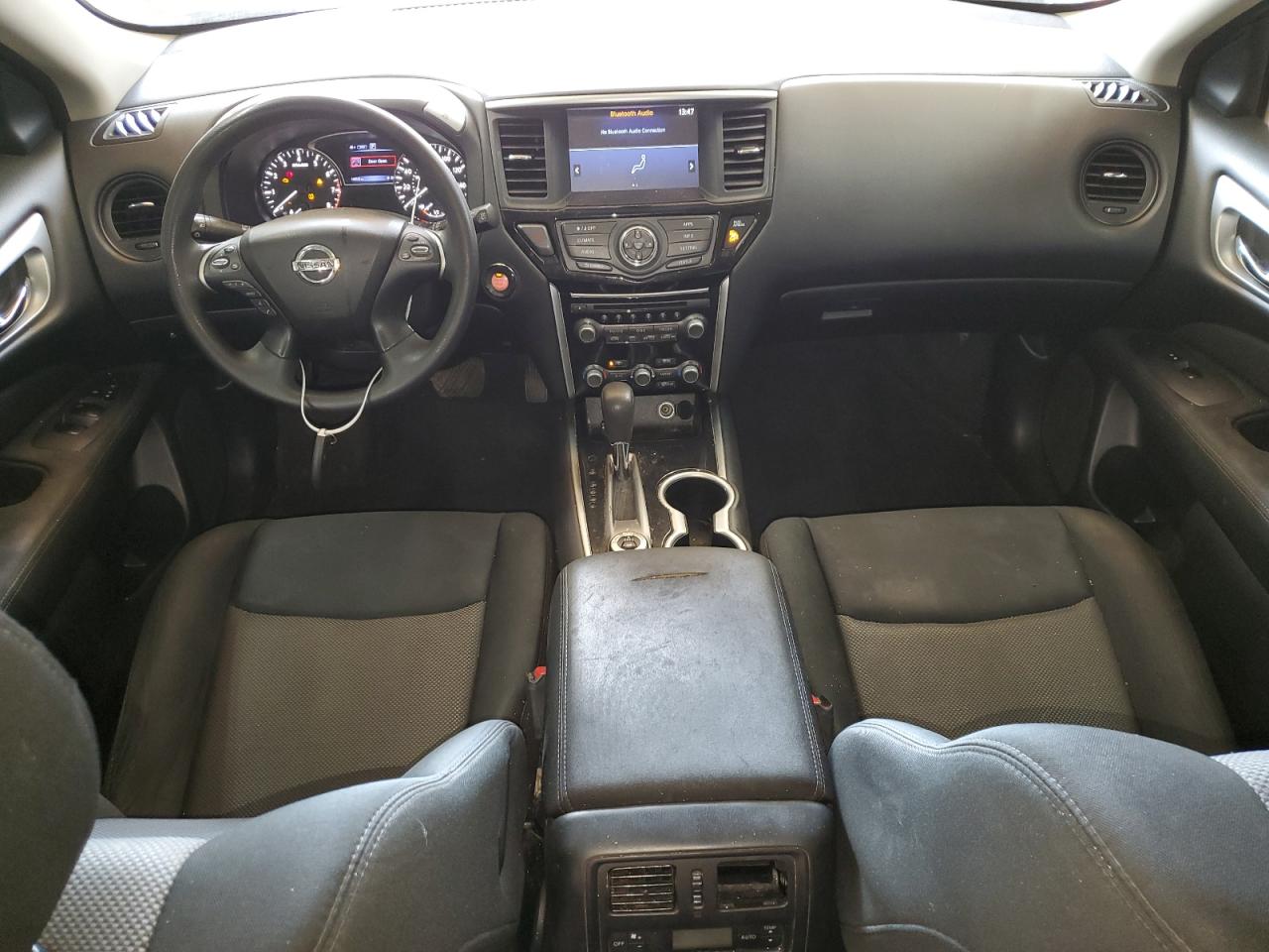 2017 Nissan Pathfinder - Image 8