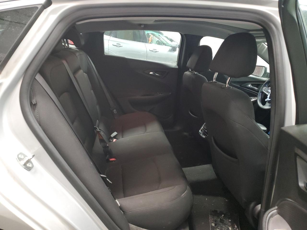 2020 Chevrolet Malibu - Image 10