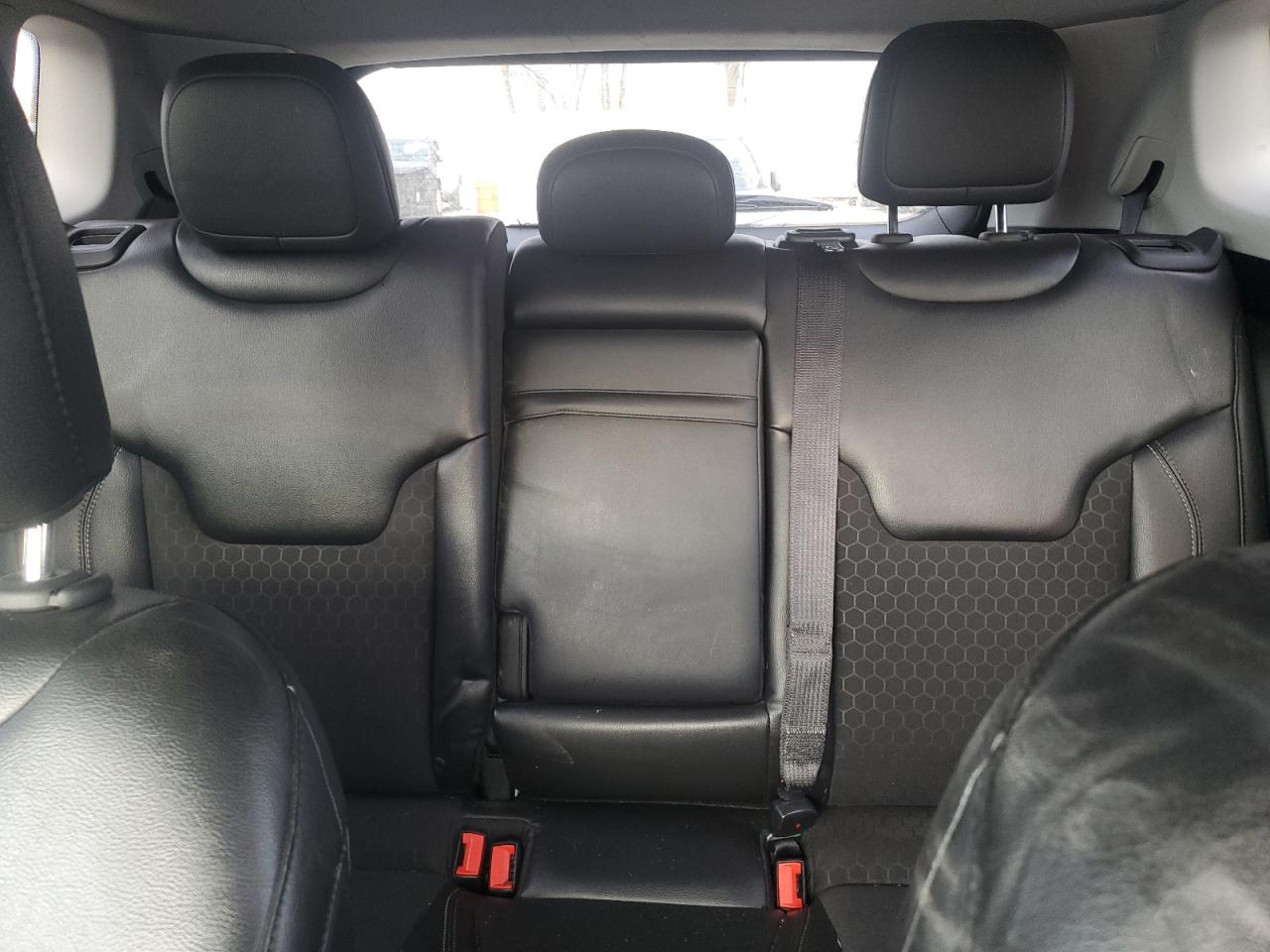 2018 Jeep Compass Latitude VIN: 3C4NJDBB0JT403313 Lot: 46607875