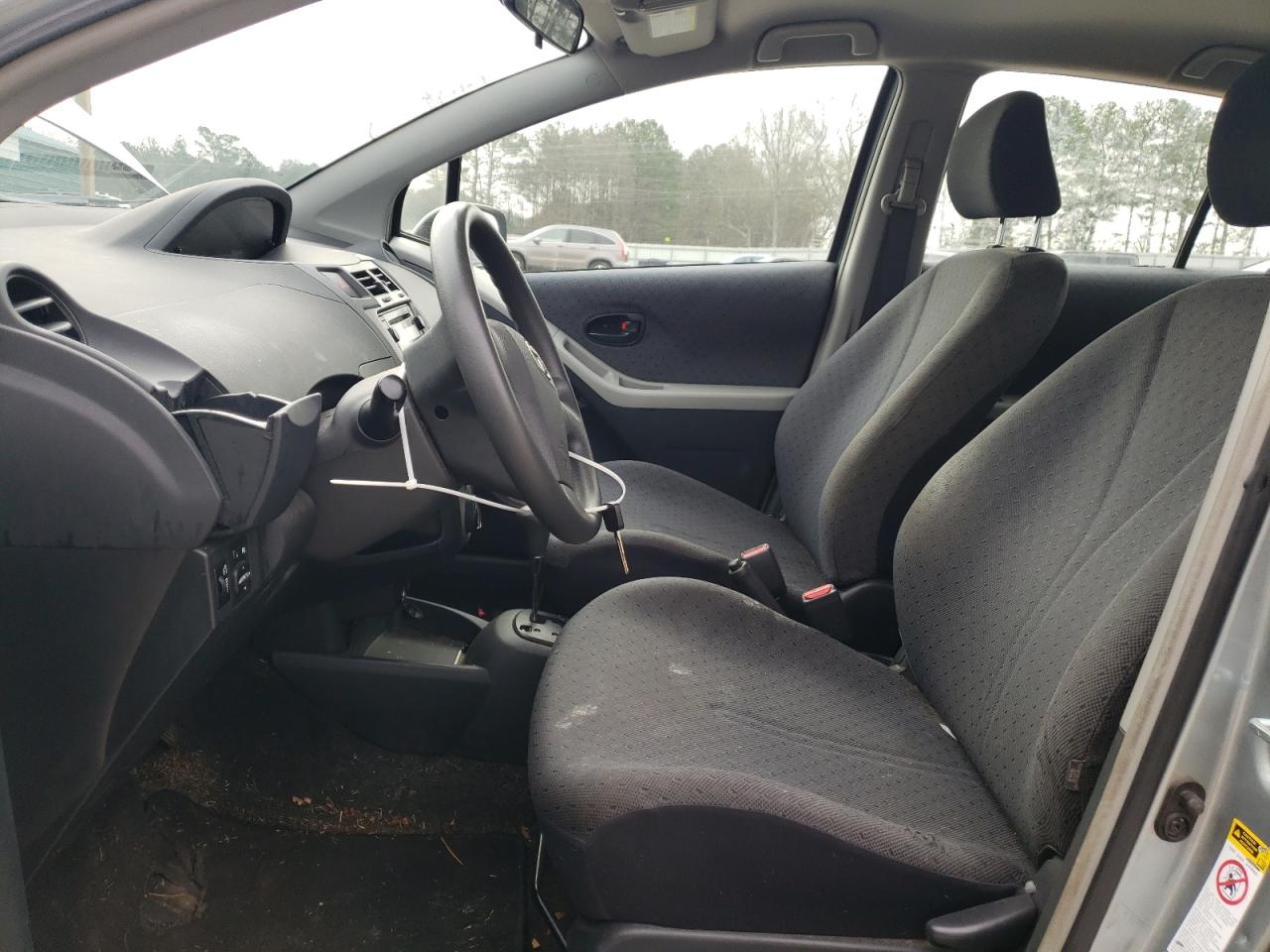 2011 Toyota Yaris - Image 7