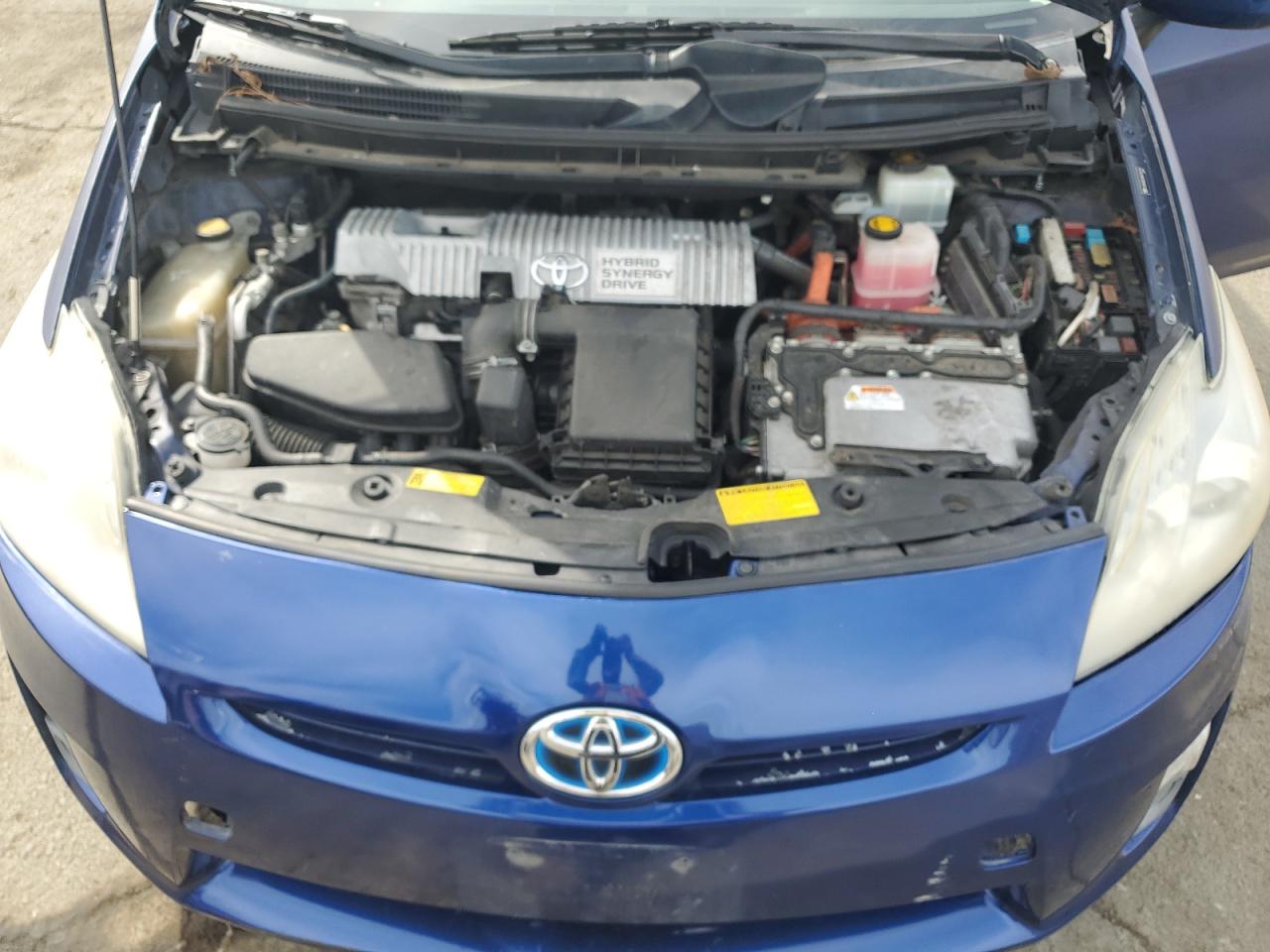 2010 Toyota Prius - Image 11