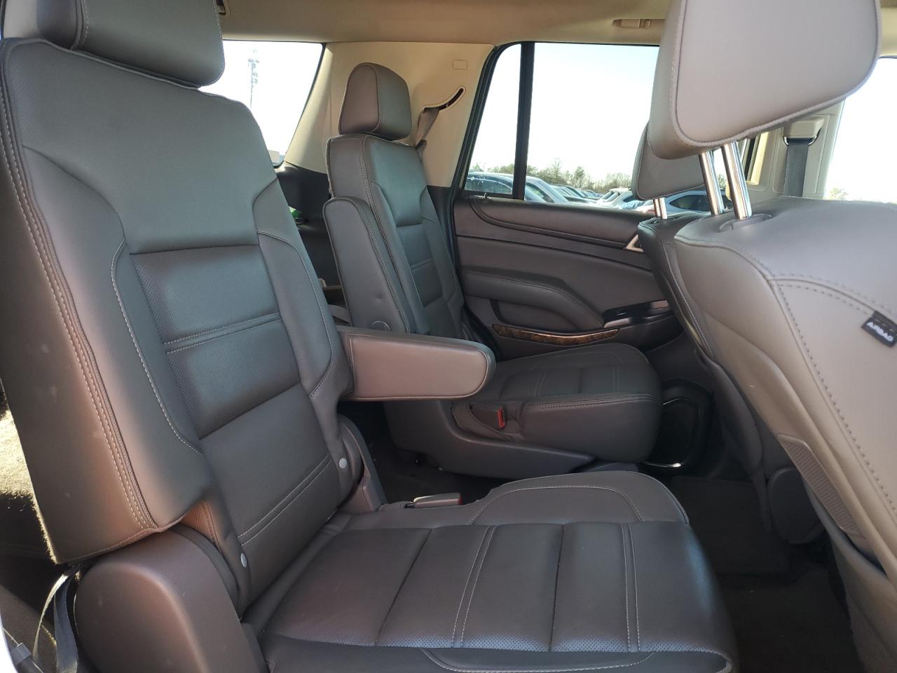 2015 GMC Yukon - Image 11