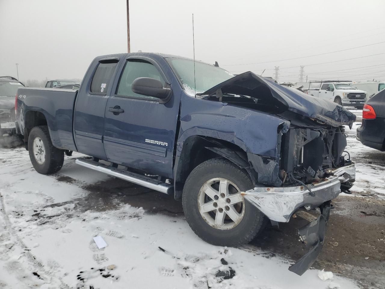 2010 GMC Sierra - Image 4