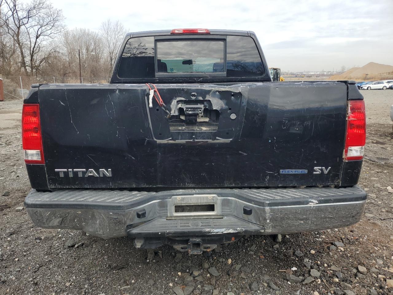 2012 Nissan Titan - Image 6