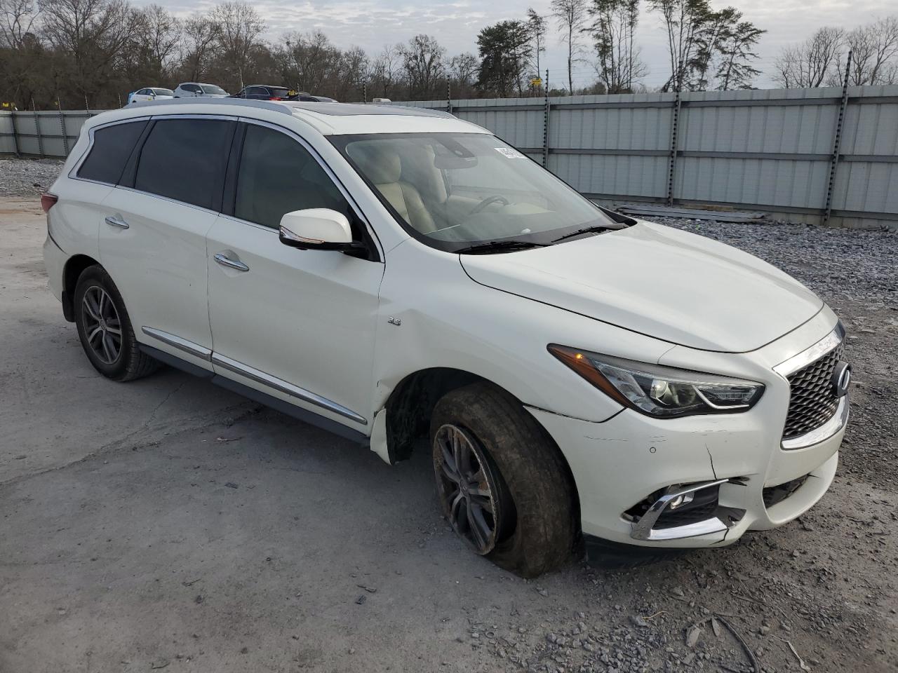 2018 Infiniti QX60 - Image 4