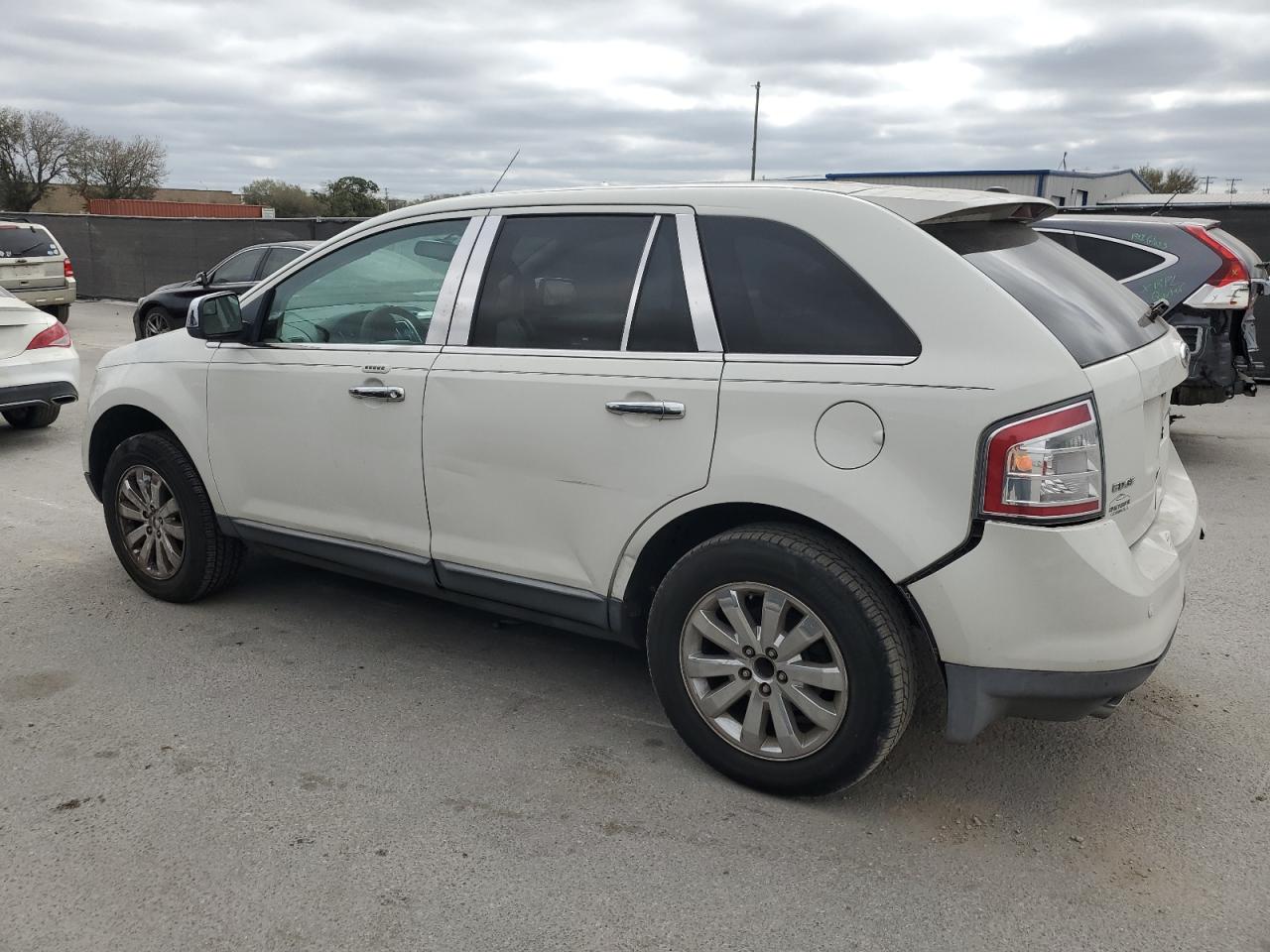 2009 Ford Edge - Image 2