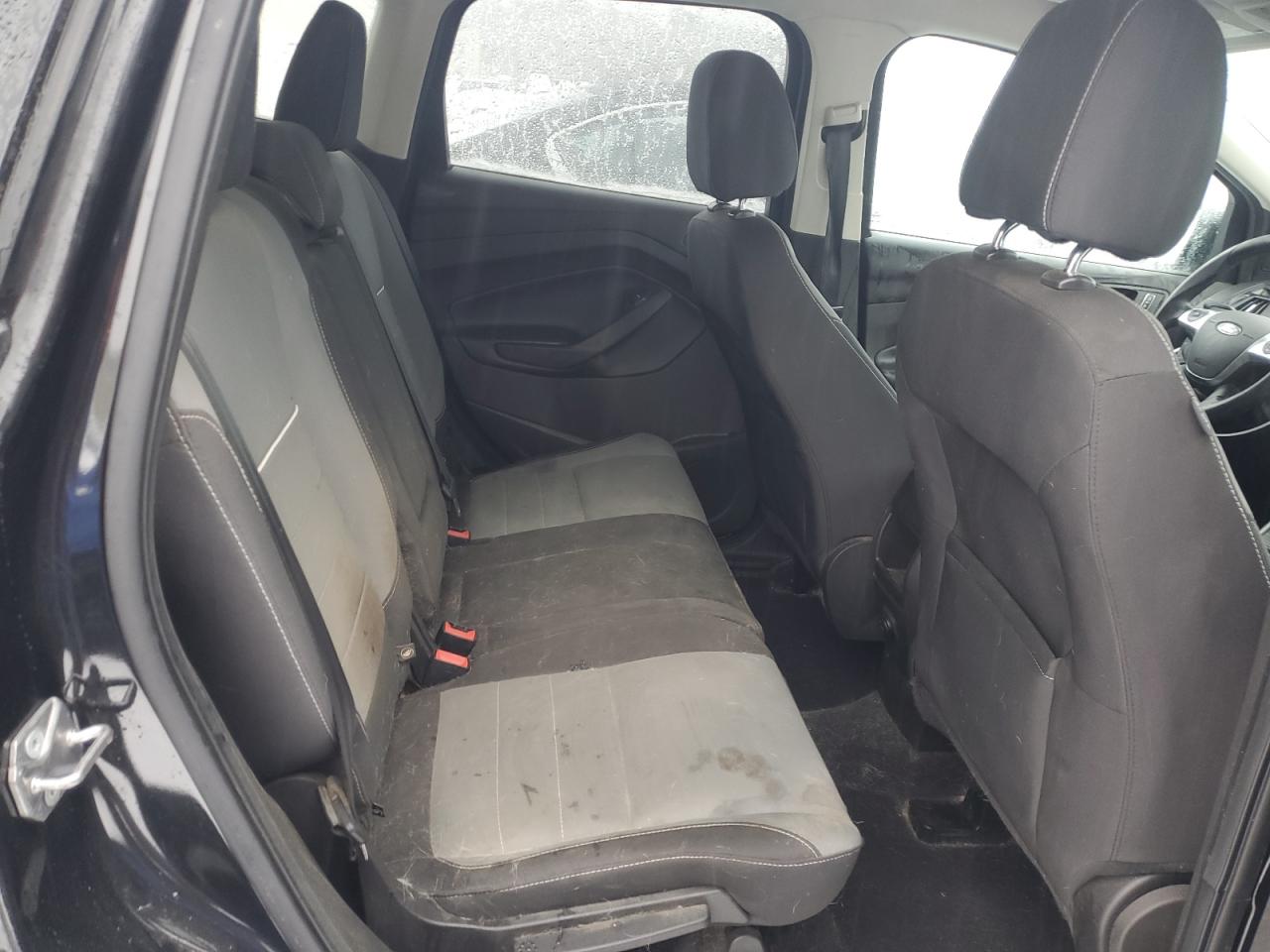 2015 Ford Escape - Image 11