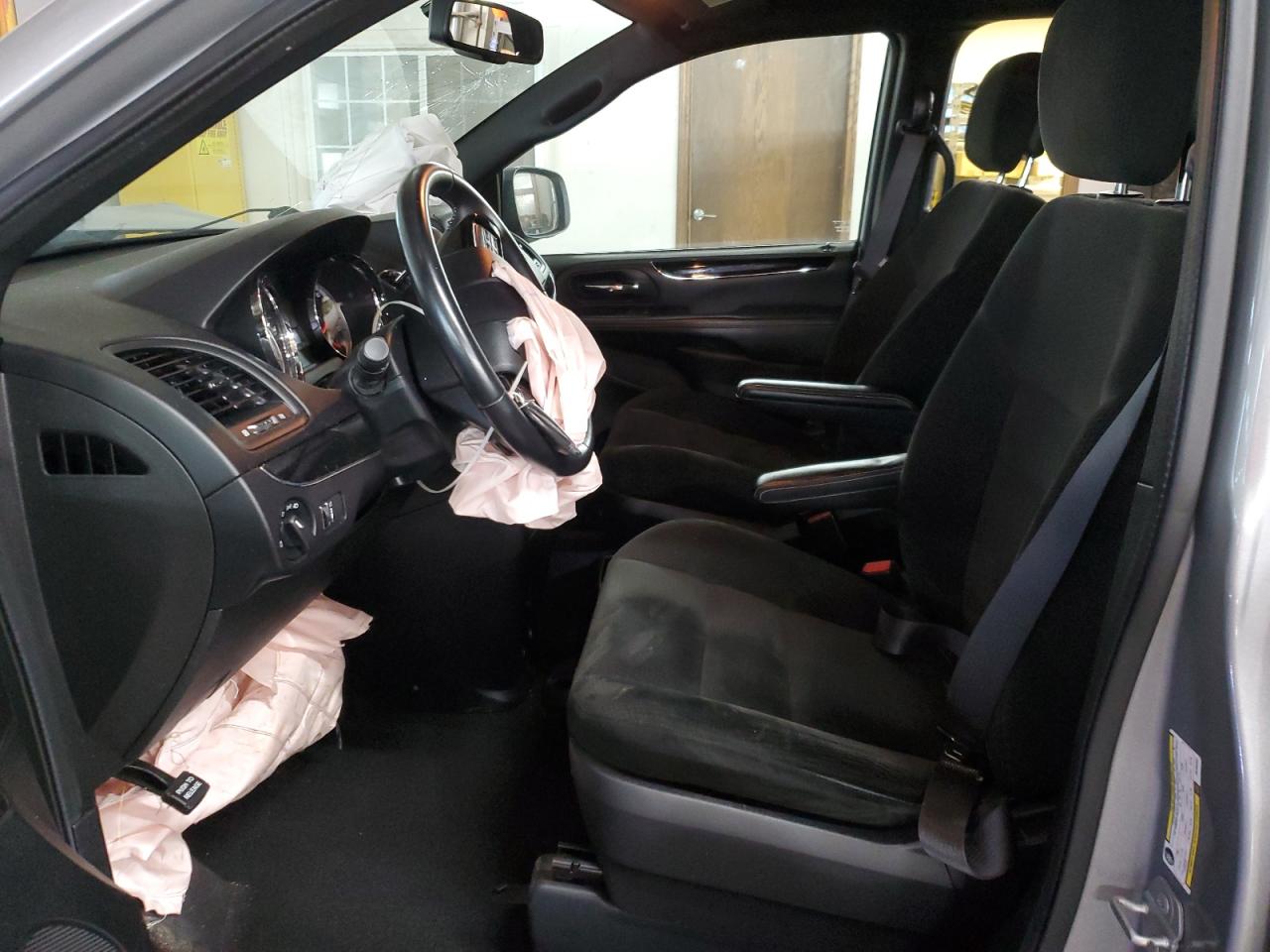 2016 Dodge Caravan - Image 7