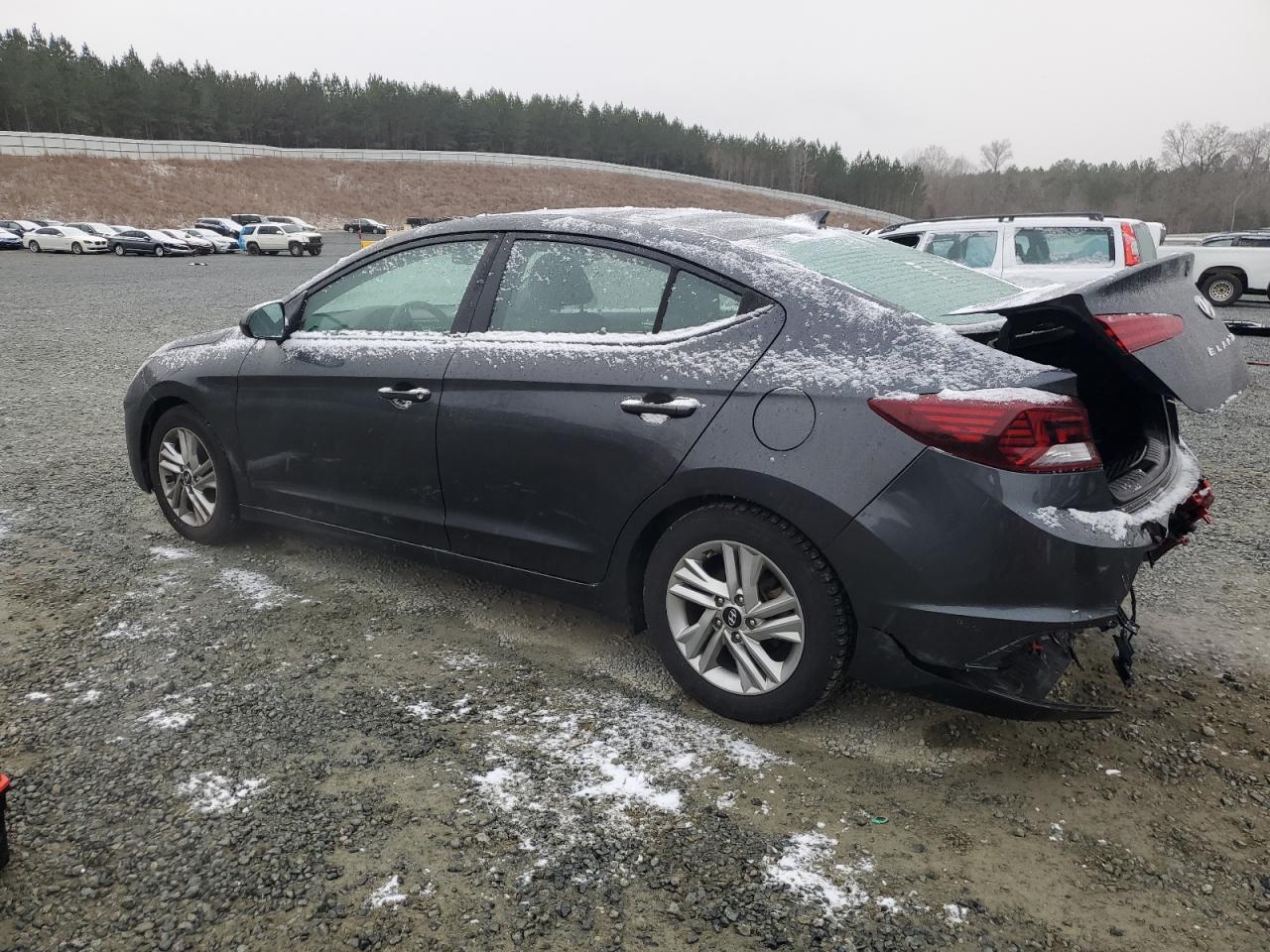 2020 Hyundai Elantra - Image 2
