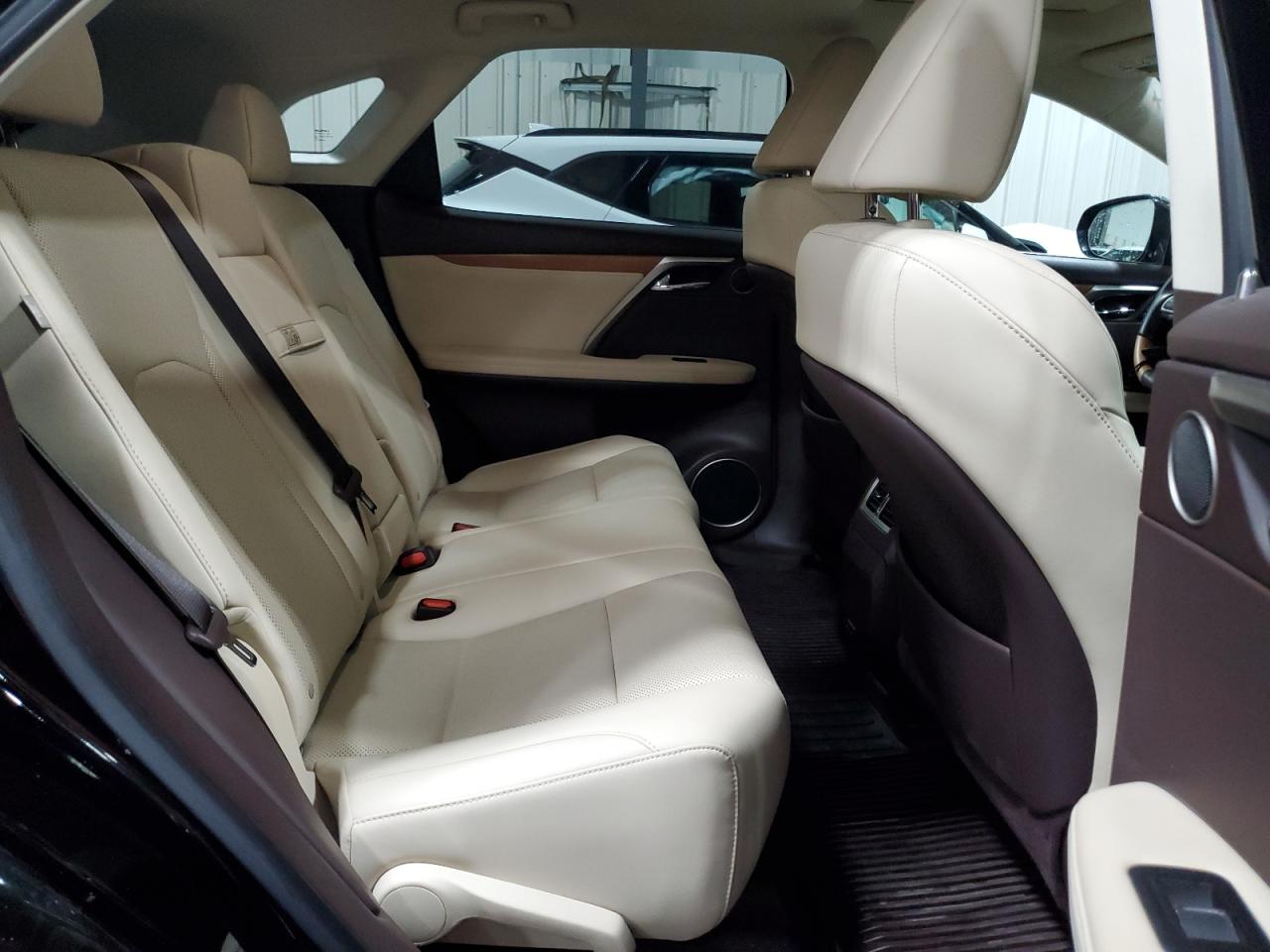 2020 Lexus RX - Image 11